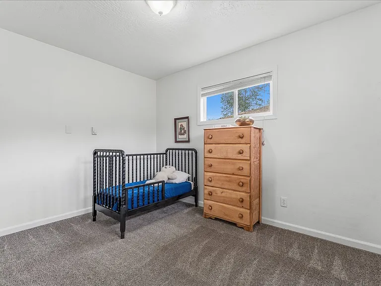 114 Cherry St NW — Photo 20