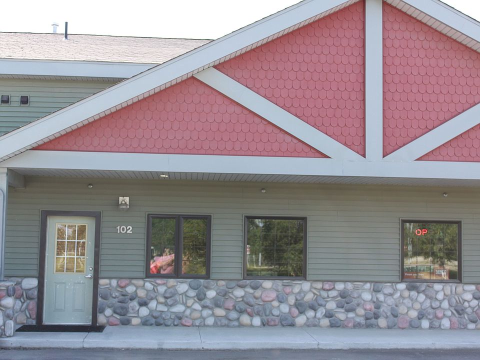 1st image of 915 30th Ave Ste 102