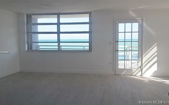 4th image of 7135 Collins Ave APT 1026