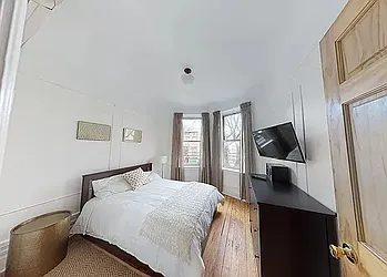 Rented by Safdie Realty Group