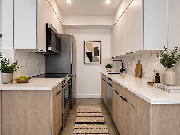 4th image of 27 Montrose Ave #5K