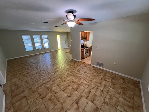 3rd image of 3711 Aster Dr