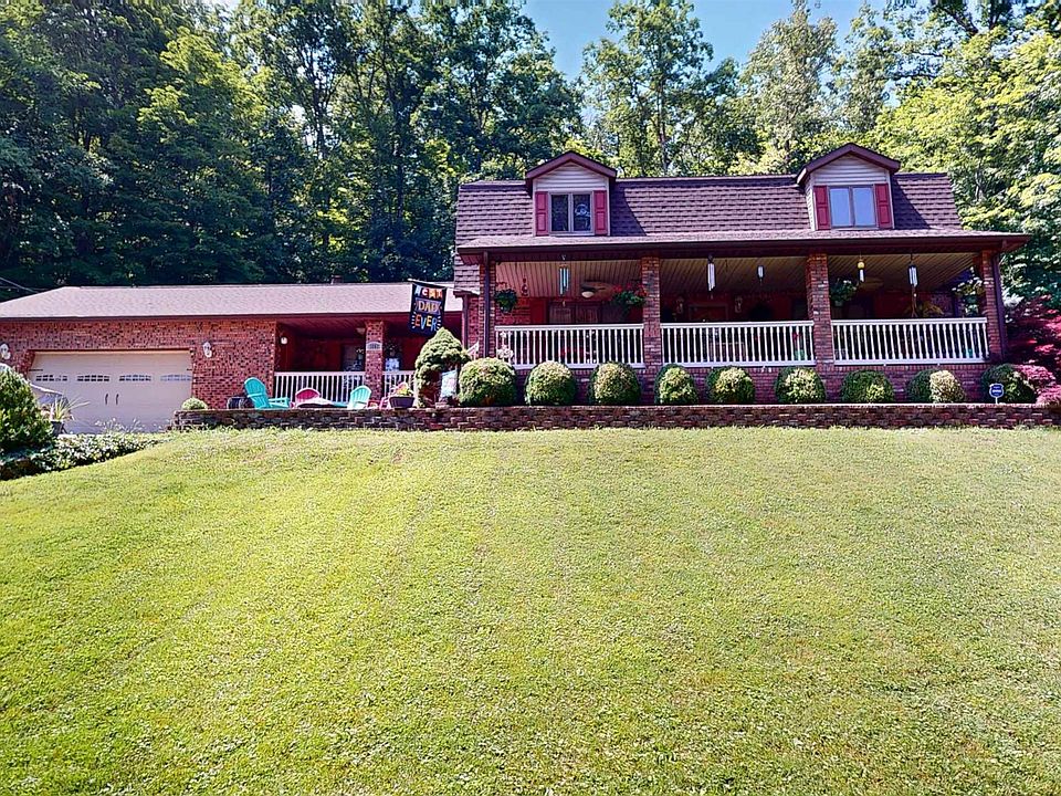 1st image of 1055 Valley Ct