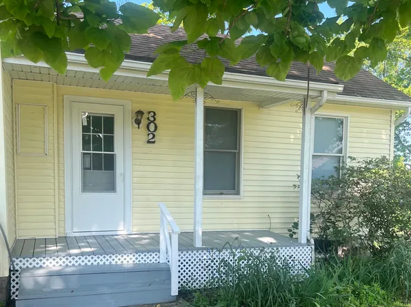 302 N Lennox St, Braceville, IL 60407