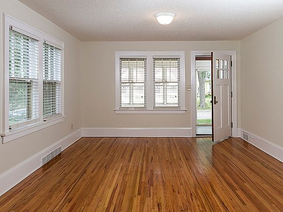 4th image of 1608 Bayard Ave