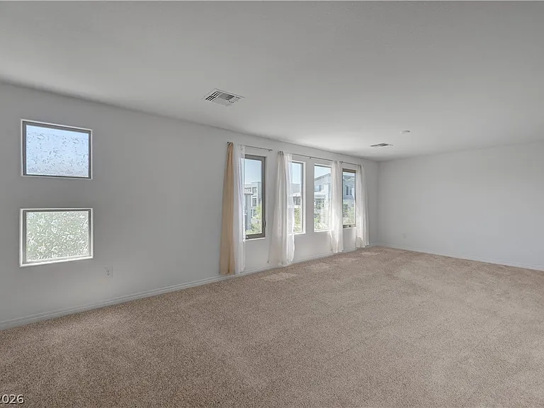 630 Great River Ave — Photo 31