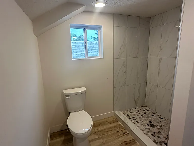 2592 Ellison Ave — Photo 8