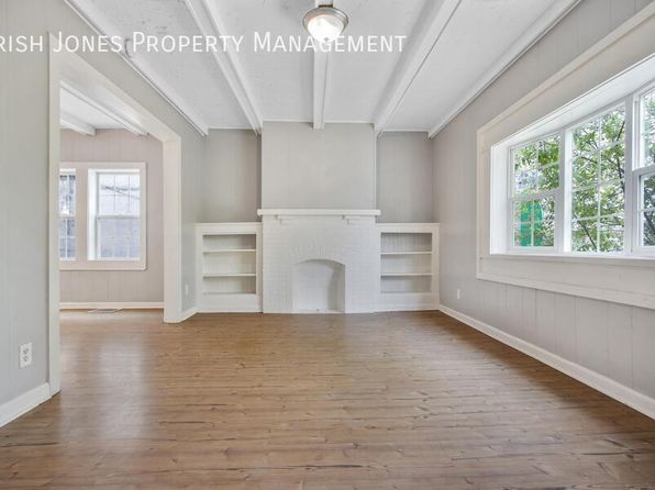 2522 Delaware Ave