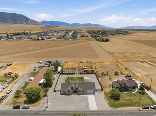 1232 E Canyon Rd, Lake Point, UT 84074