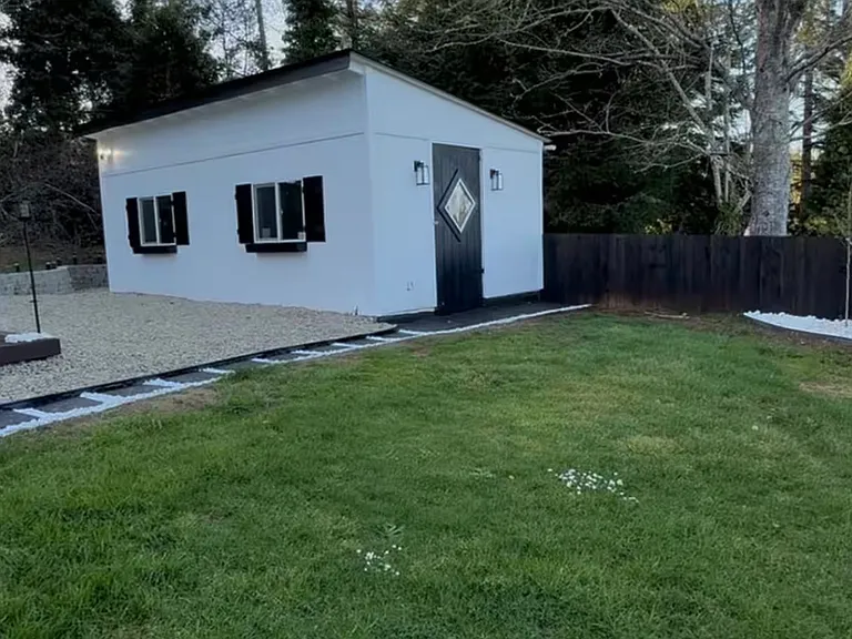 1398 Oregon Ave — Photo 63