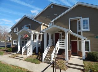 4671 Four Seasons Ter UNIT E, Glen Allen, VA 23060