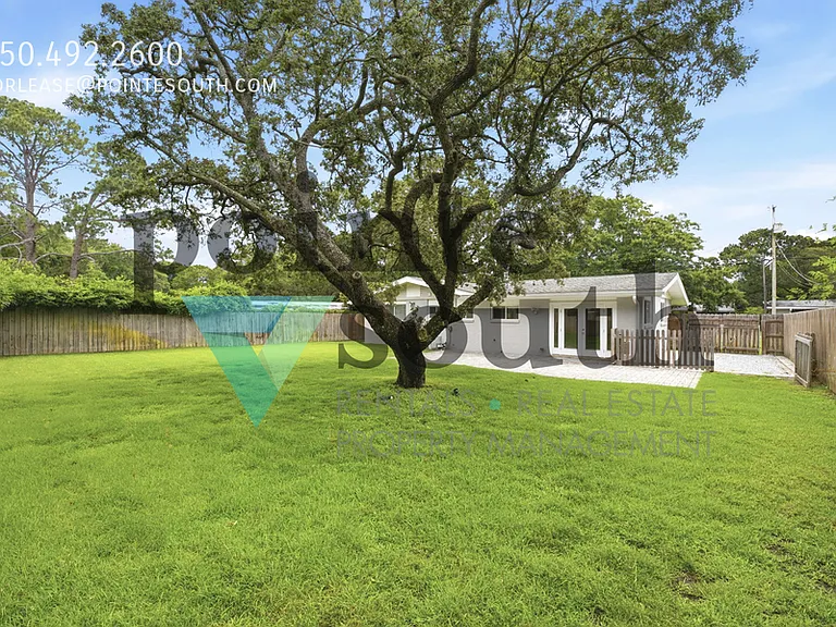 302 Loruna Dr — Photo 37