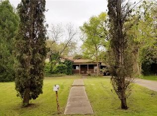 4913 Hillside Dr, Fort Worth, TX 76114