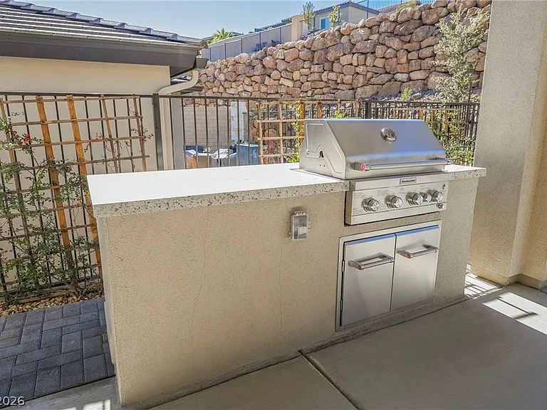23 Cliffwater St — Photo 54