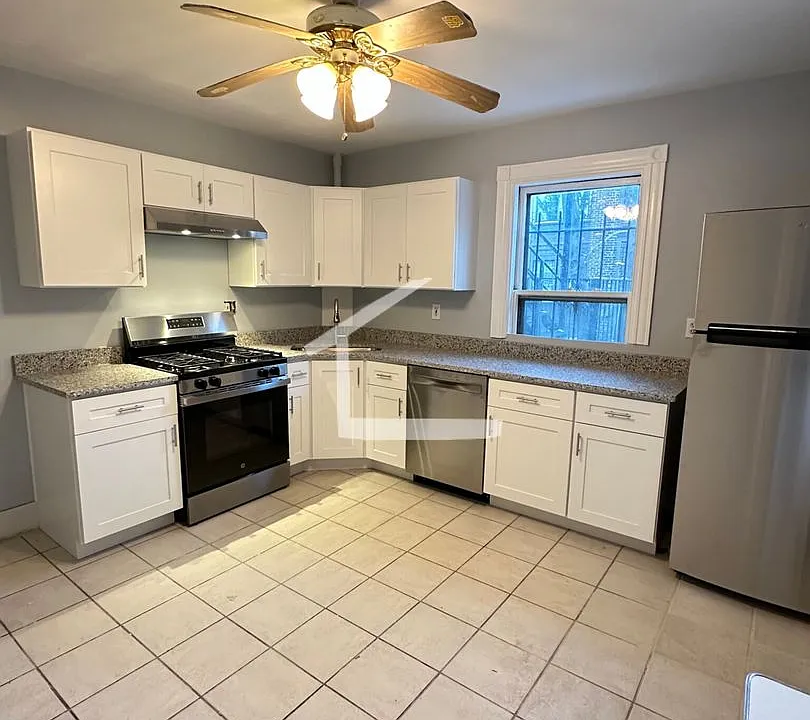 18 Quint Ave #3