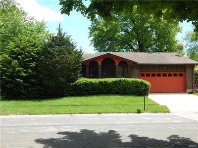 5358 Camelot Estates Dr, Saint Louis, MO, 63129