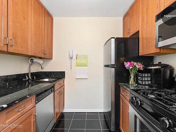 5th image of 1156 3rd Ave #11H