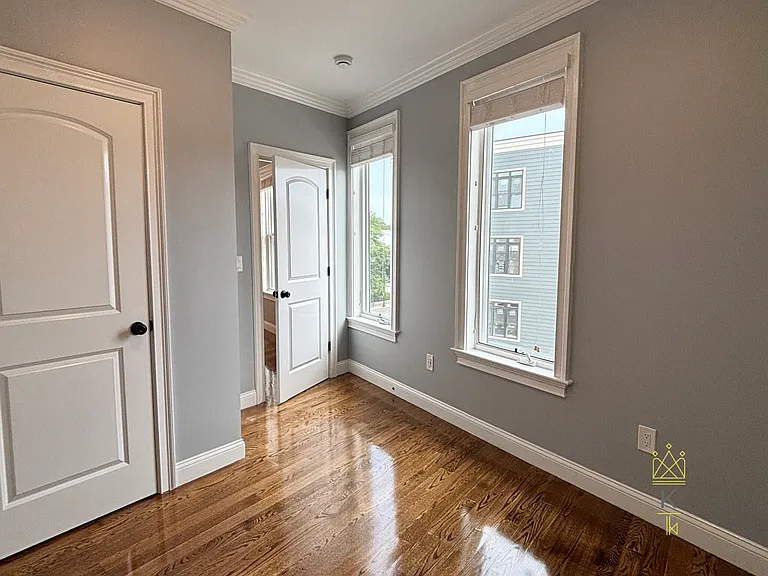 38-42 Hyde Park Ave #5 — Photo 9