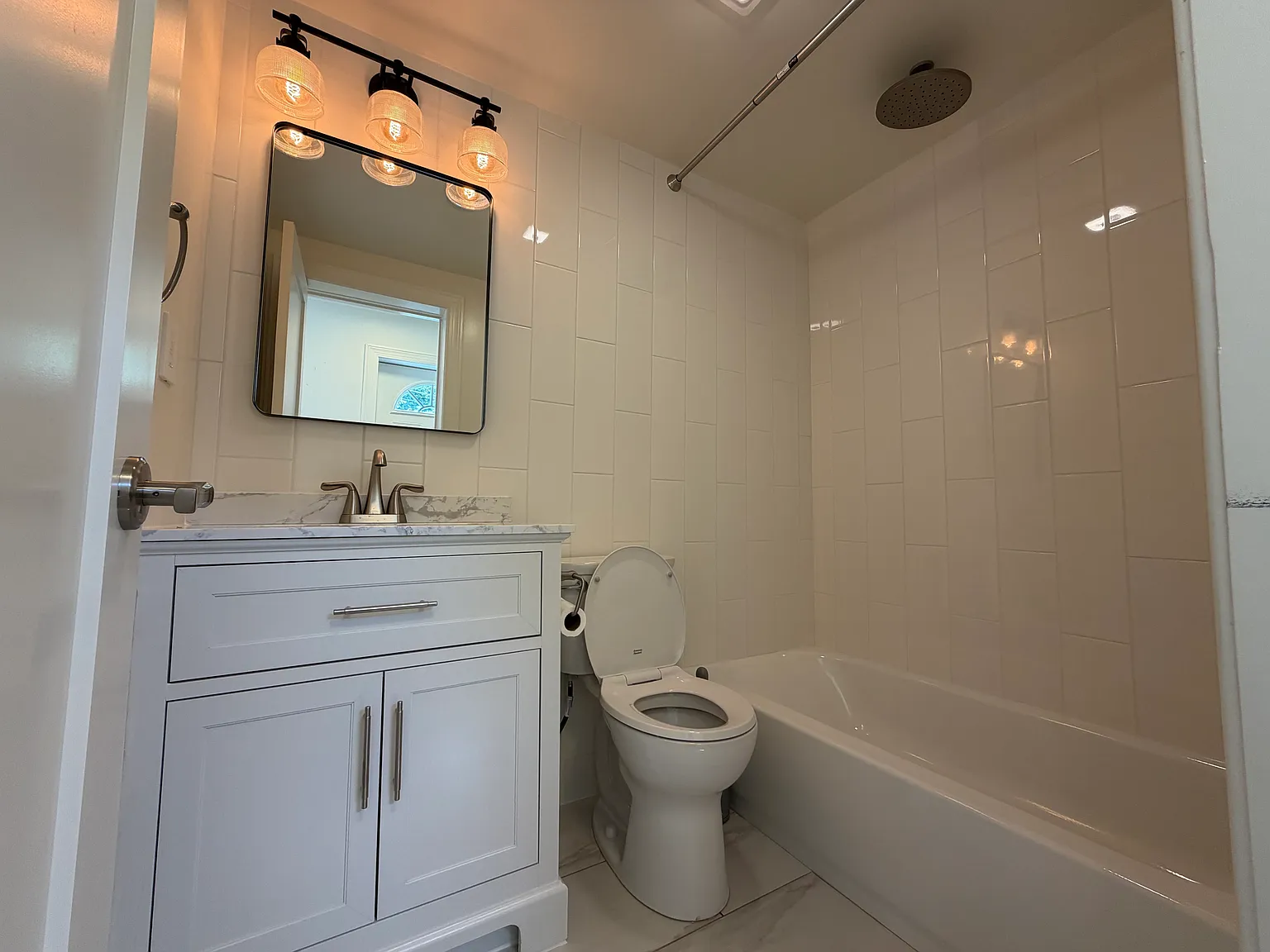 1 bed, $1,525 — Photo 3