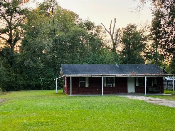 48459 Whiskey Ln, Tickfaw, LA 70466