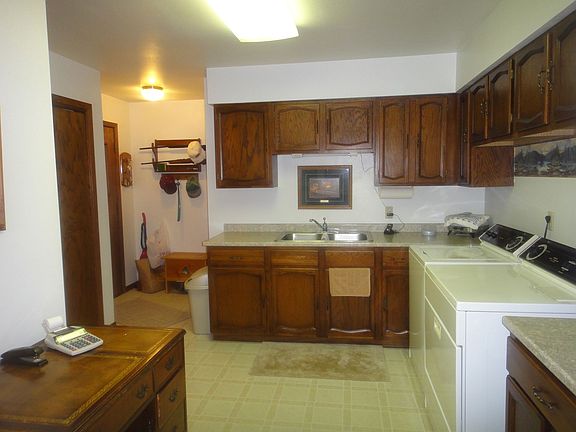 5th image of 7468 170th St