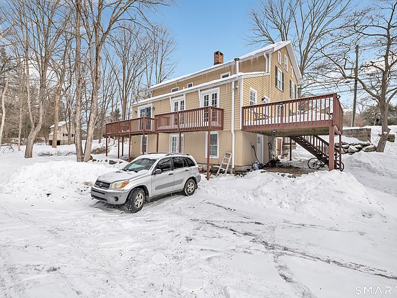 2nd image of 274 Lyons Plain Road