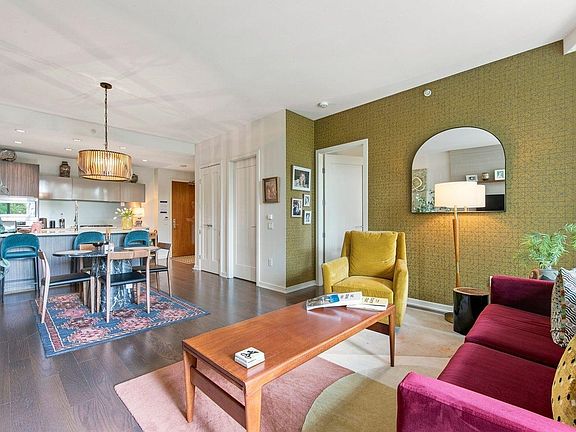 4th image of 1616 Columbia St #306