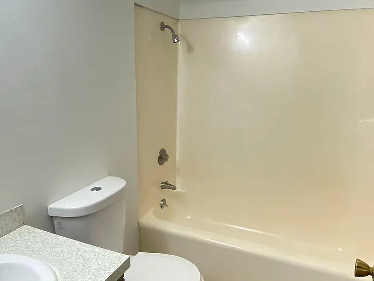 875 N 25th St #883 — Photo 10
