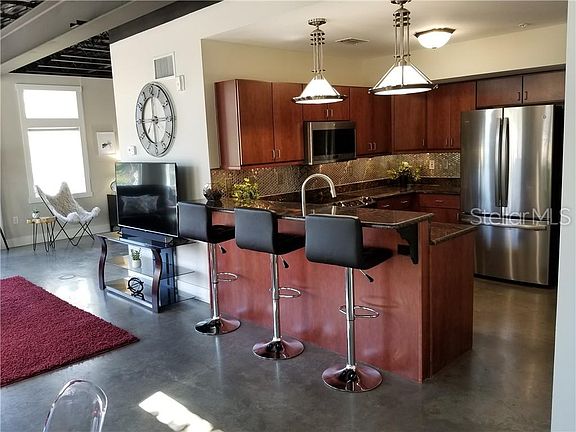 2nd image of 125 N Kentucky Ave APT 201