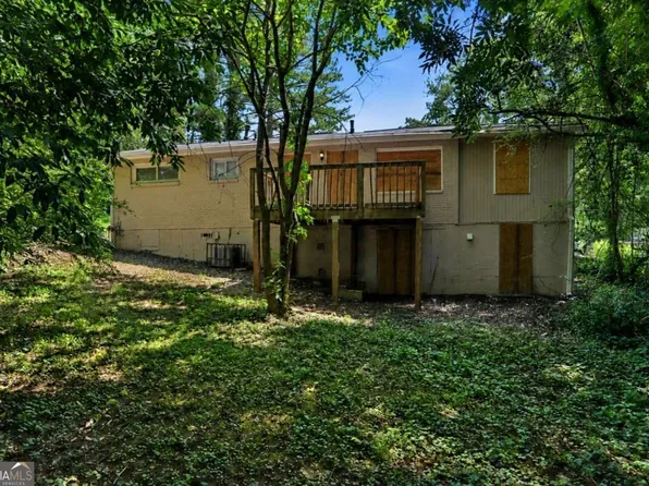 3490 Pinehill Dr, Decatur, GA 30032