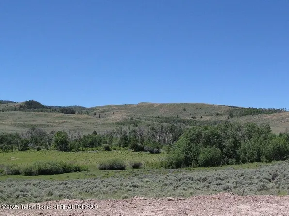 Nw4nw4 E, La Barge, WY 83123