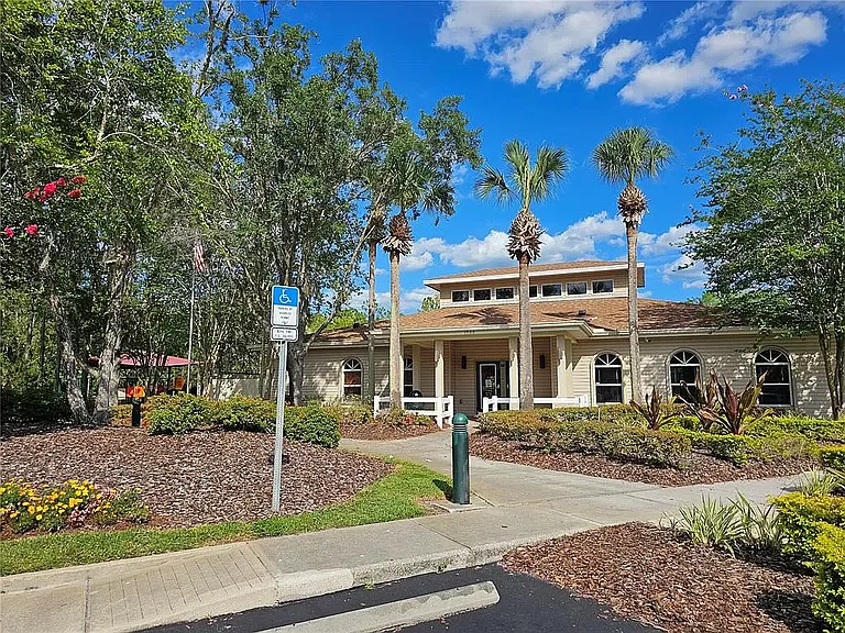 31501 Shaker Cir — Photo 50