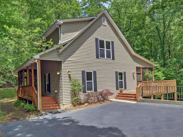 416 Sky Country Rd, Dahlonega, GA 30533