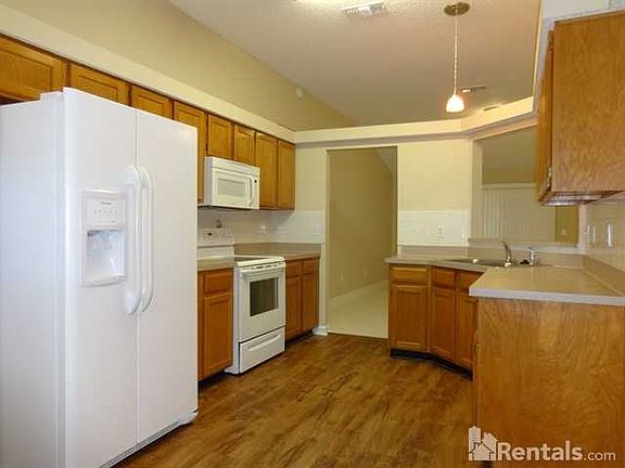 3rd image of 8127 Corky Ct