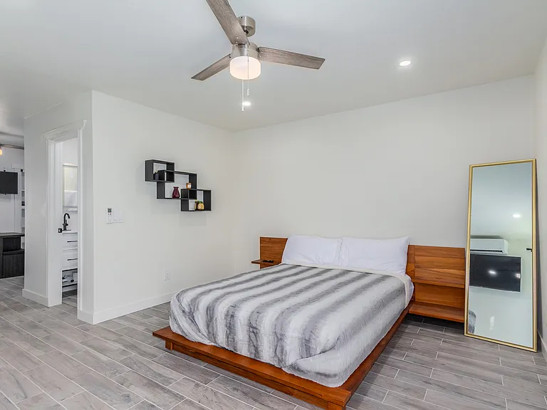 2238 E Grant Rd #2 — Photo 18