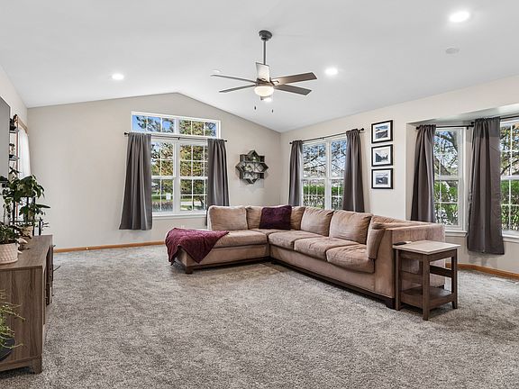 2nd image of 217 Kathryn Ln