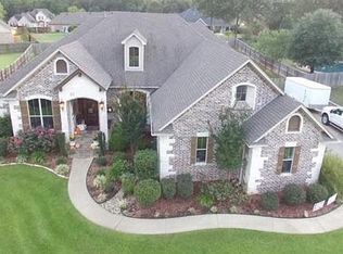 108 Glen Rose Trl, White Oak, TX 75693