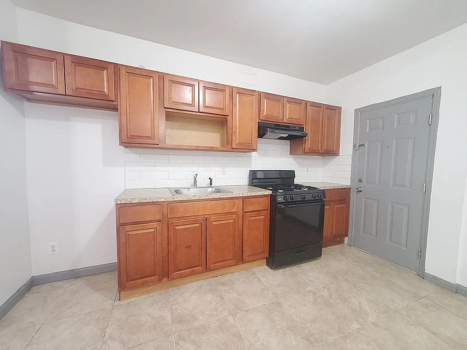 1st image of 25 Stuyvesant Ave #1FA