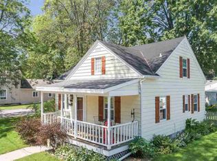 703 N Huron St, De Pere, WI 54115