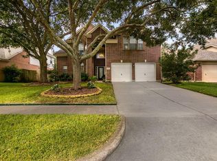 7410 Greatwood Grove Dr, Sugar Land, TX 77479