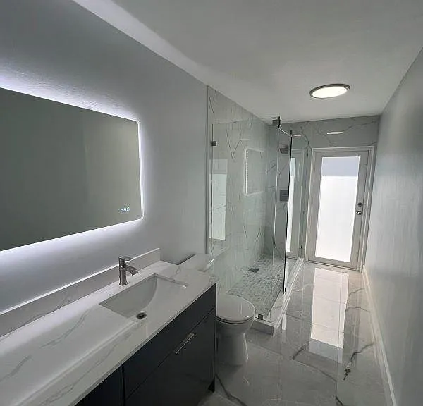 BIG BATHROOM 1-5