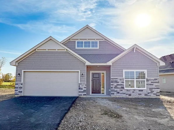 7807 Bridgewater Ct, Rockford, MN 55373