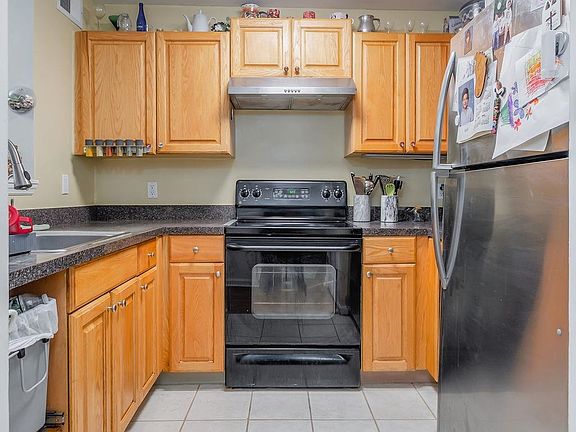 3rd image of 318 54th St APT 4G