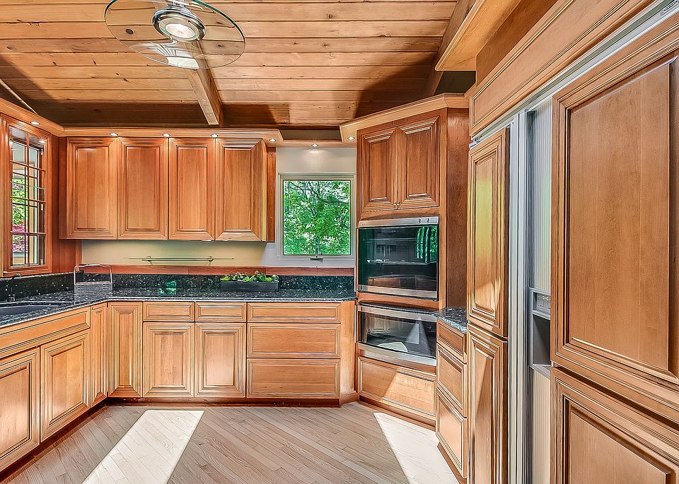 1st image of 34111 Quaker Valley Ln