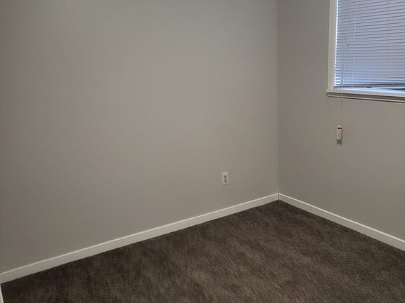 3rd image of 12625 43rd Ave NE