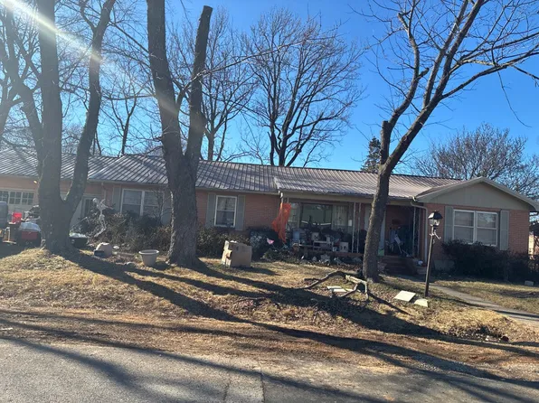 828 S Maxwell St, Siloam Springs, AR 72761