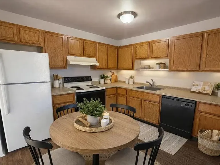 3585 Pershall Rd #32 — Photo 5