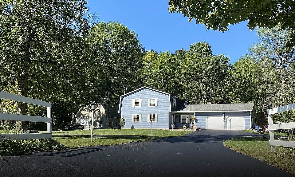 1st image of 8895 Dinglehole Rd