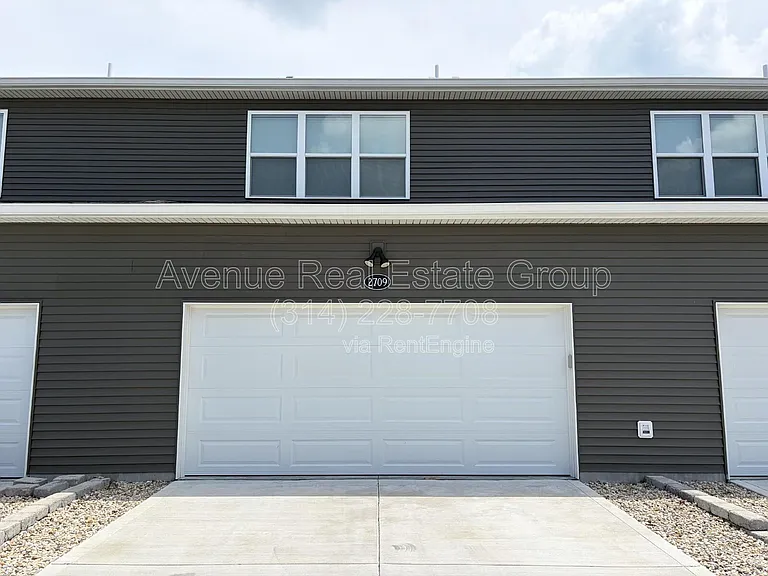 2709 S Old Highway 94 — Photo 11