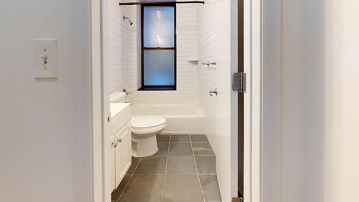 Rented by Bond New York | media 15